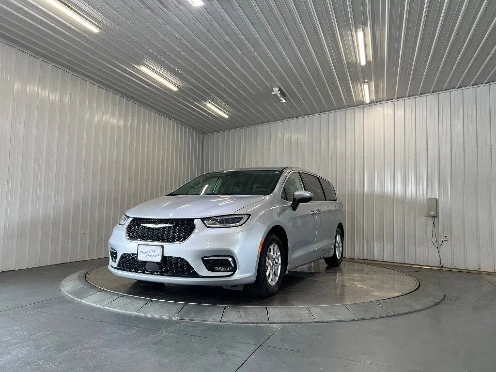 2023 Chrysler Pacifica