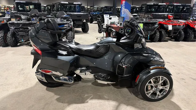 2019 Can-Am Spyder RT Limited SE6 - Dark Edition