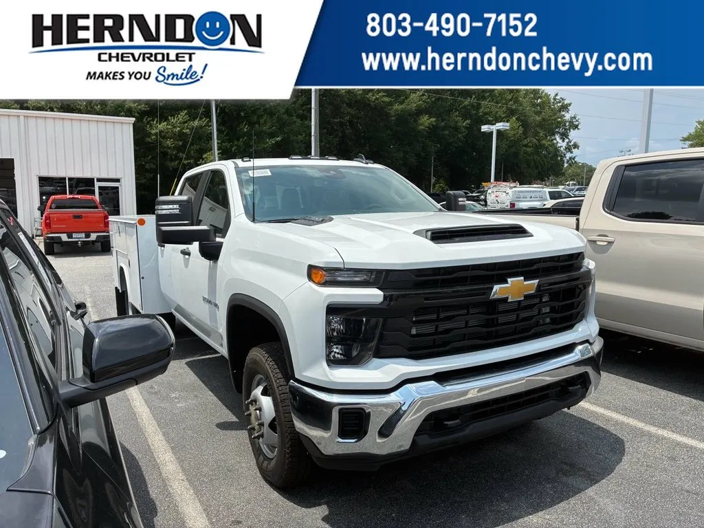 2026 Chevrolet Silverado 3500HD CC