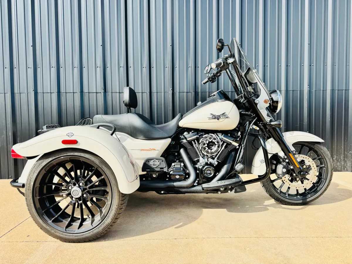 2023 Harley-Davidson Freewheeler