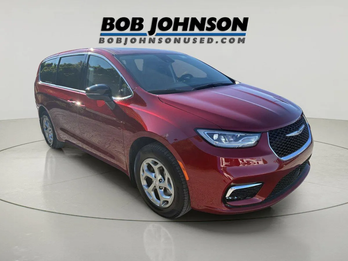 2024 Chrysler Pacifica