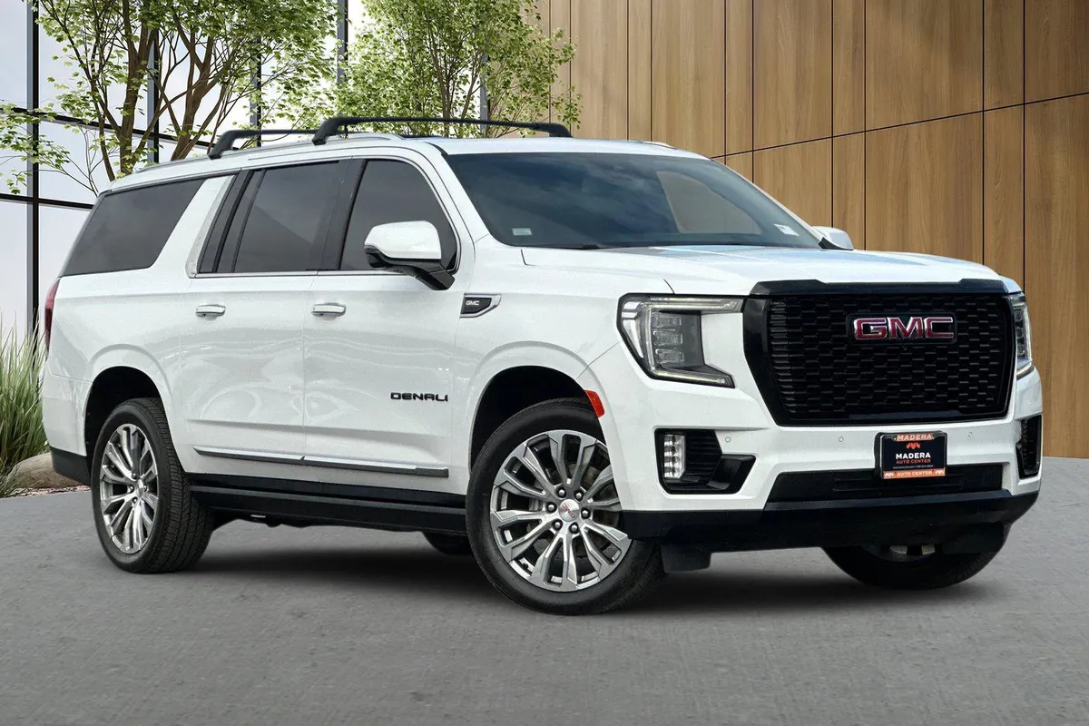 2023 GMC Yukon XL