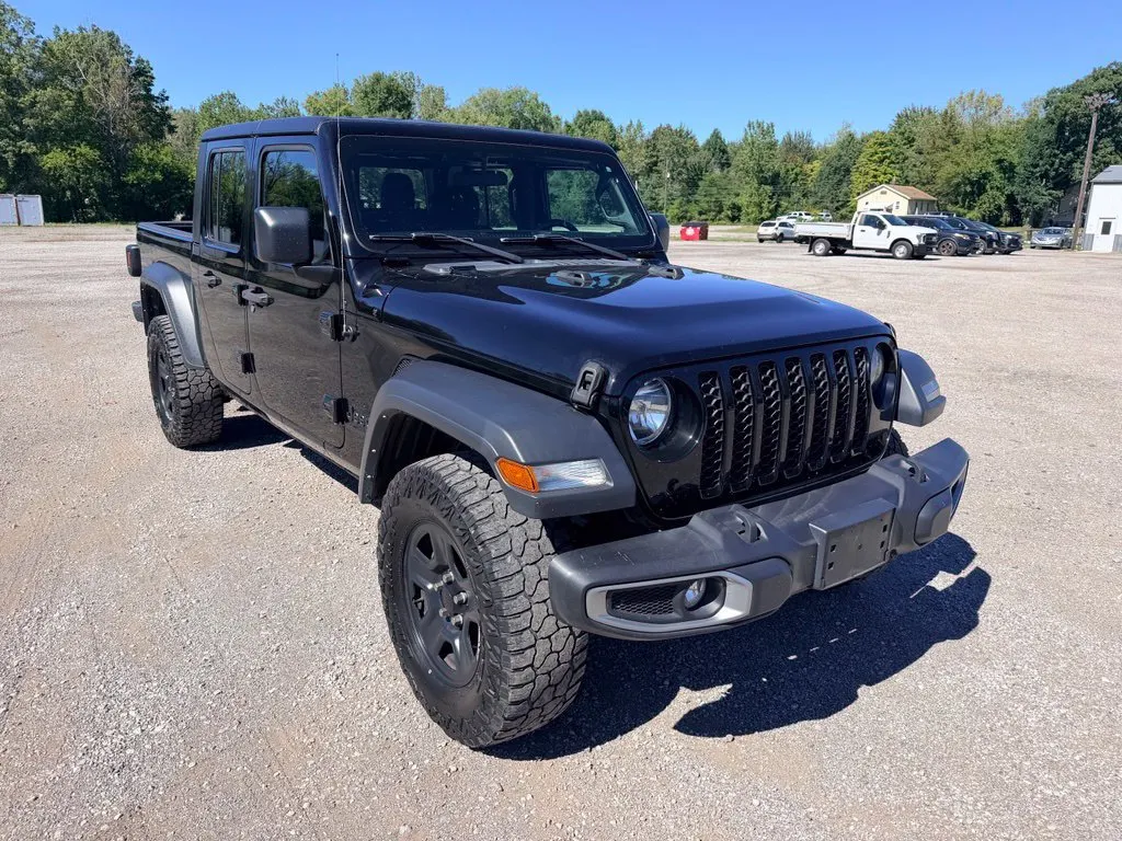 2023 Jeep Gladiator