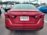 2023 Nissan Altima photo 5