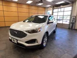2024 Ford Edge photo 3