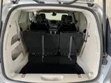 2023 Chrysler Pacifica photo 12