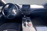 2026 Nissan Altima photo 5