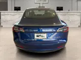 2023 Tesla Model 3 photo 4