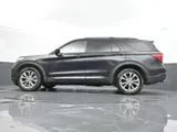 2024 Ford Explorer photo 29