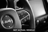 2020 Jeep Grand Cherokee photo 5