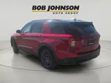 2025 Ford Explorer photo 8