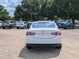 2024 Chevrolet Malibu photo 6