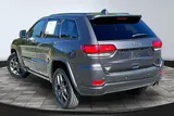 2021 Jeep Grand Cherokee photo 2