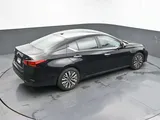 2024 Nissan Altima photo 13