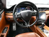 2017 Maserati Quattroporte photo 20