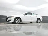 2024 Chevrolet Malibu photo 34