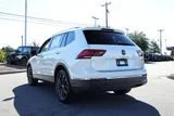 2023 Volkswagen Tiguan photo 8