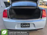 2019 Chrysler 300 photo 27
