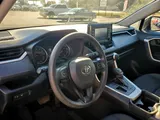 2020 Toyota RAV4 photo 14