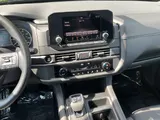 2025 Nissan Pathfinder photo 6