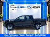 2026 Nissan Frontier photo 7