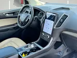 2022 Ford Edge photo 6