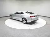 2018 Chevrolet Camaro photo 25