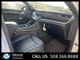 2025 Jeep Grand Cherokee photo 15