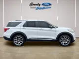 2027 Ford Explorer photo 8