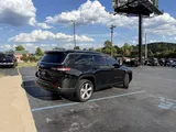 2021 Jeep Grand Cherokee L photo 3