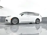 2023 Chrysler Pacifica photo 49