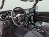 2026 Jeep Gladiator photo 30