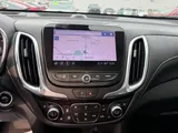 2022 Chevrolet Equinox photo 17