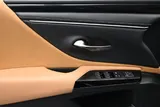 2023 Lexus ES photo 7