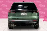 2027 GMC Acadia photo 4