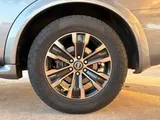 2017 Nissan Armada photo 12