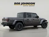 2027 Jeep Gladiator photo 7