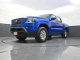 2024 Nissan Frontier photo 32