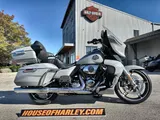 2025 Harley-Davidson® Street Glide Ultra photo 1