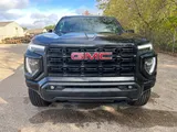 2026 GMC Canyon photo 12