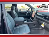2026 GMC Yukon photo 37