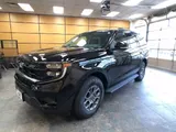 2027 Ford Expedition photo 3