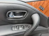 2018 INFINITI QX80 photo 16