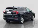 2024 GMC Terrain photo 5