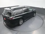 2026 Toyota Sienna photo 27