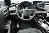 2026 Mitsubishi Outlander photo 12