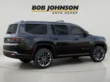 2025 Jeep Wagoneer photo 3