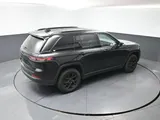 2025 Jeep Grand Cherokee photo 14