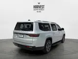 2024 Jeep Wagoneer L photo 6