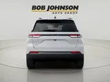 2027 Jeep Grand Cherokee photo 6